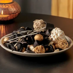 ESCAPE BLACK OUDH Pot-pourri Preto